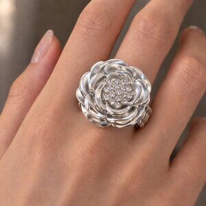 Silver Tone Flower Stretch Ring